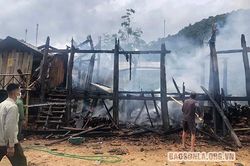 Hỏa hoạn thiêu rụi một nhà dân
