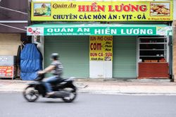 Hàng quán Nha Trang vẫn đóng cửa sau nới lỏng giãn cách