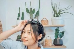 Nữ 'Sinh viên 5 tốt' kiếm bộn tiền nhờ siêu tiếng Anh