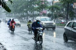 Dự báo thời tiết ngày 9/9: Bão số 5 giật cấp 11 vào biển Đông, cả nước có mưa dông