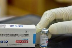 TPHCM dùng vắc xin Vero Cell tiêm cho người trên 65 tuổi