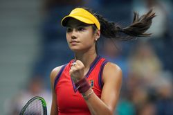 Tay vợt 18 tuổi đi vào lịch sử US Open
