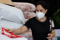 Việt Hương xin lỗi khi phát nhầm gạo mốc