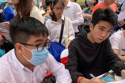 Bộ trưởng GD&ĐT: Đổi mới thi THPT và tuyển sinh, xây dựng ngay trung tâm khảo thí