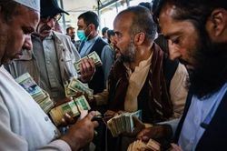 Nạn tham nhũng và khoản tiền khổng lồ của Mỹ đã hủy hoại Afghanistan