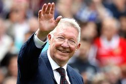 Sir Alex Ferguson đến sân Old Trafford theo dõi Ronaldo thi đấu