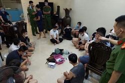 Triệt phá ổ đánh bạc lớn ở Hải Dương