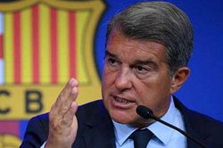 Laporta hài lòng về mùa chuyển nhượng của Barcelona