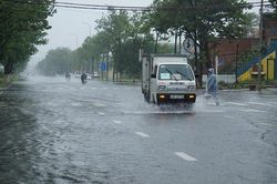 Đà Nẵng: Số ca F0 giảm, tập trung phòng chống dịch trong thời điểm mưa bão