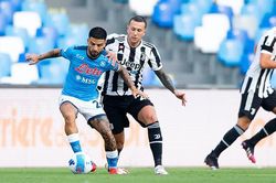 Napoli 2-1 Juventus: Kean mắc sai lầm, Juventus thua ngược Napoli