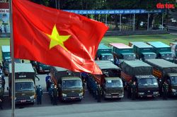 Bộ Quốc phòng tặng 100.000 phần quà và 4.000 tấn gạo cho người dân TP Hồ Chí Minh