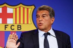 Chủ tịch La Liga khiến lãnh đạo Barca nóng mặt