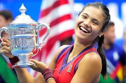Emma Raducanu vô địch US Open 2021: Chuyện thần tiên ở New York