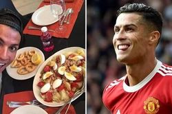 Bữa ăn của Ronaldo khiến đồng đội ở M.U 'khiếp sợ'