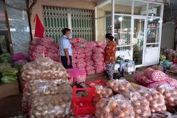 Nhập lậu 4,2 tấn tỏi Trung Quốc, tuồn vào tận miền Nam tiêu thụ