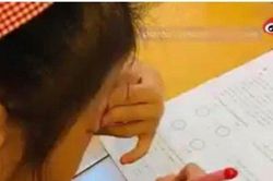 Bé 9 tuổi mắc bệnh lạ: Cứ làm bài tập Toán là bị dị ứng