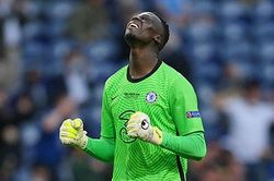 Vì sao Mendy quan trọng không kém gì Lukaku?