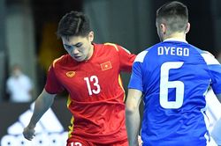 Tuyển thủ futsal Việt Nam: 'Tỷ số 1-9 phản ánh đúng trận đấu'