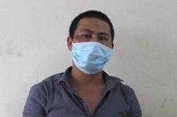 Cảnh sát bị đấm tại chốt kiểm dịch ở TP.HCM