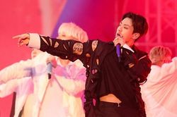 Jungkook BTS có ảnh hưởng thương hiệu ngang Elon Musk, Hoàng tử Harry