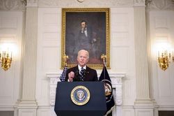 Tổng thống Biden họp nhóm Quad khi Đông Á căng thẳng