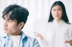 Biến 'đối phương' thành cái thùng trút bỏ cảm xúc