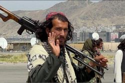 Tỉnh trưởng Taliban: Phương Tây hãy trở lại với tiền, không phải súng
