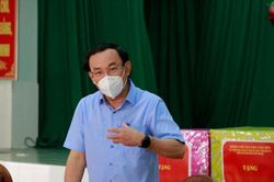 Bí thư Thành ủy Nguyễn Văn Nên: Các thầy thuốc là ân nhân của TP. HCM