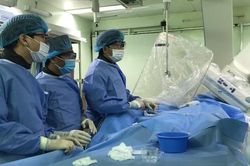 Cứu sống nam bệnh nhân quốc tịch Trung Quốc bị nhồi máu cơ tim cấp