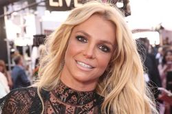 Vừa đính hôn, Britney Spears đột ngột 'bốc hơi' khỏi Instagram có hơn 34 triệu fan