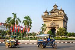 Lào lo ngại nguy cơ lây nhiễm trong cộng đồng do biến thể Delta