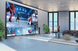 LG giới thiệu TV nặng gần một tấn, giá 1,7 triệu USD