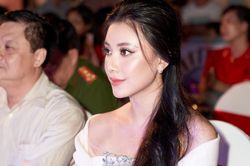 Á hậu Kim Duyên phản hồi tin phải thôi học vì nợ 43 tín chỉ