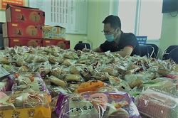 Hà Nội: Phát hiện thu giữ 5.000 chiếc bánh Trung thu không nguồn gốc sắp tuồn ra thị trường