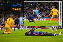 Bàn phải lưới hài hước ở Champions League khiến mạng xã hội dậy sóng