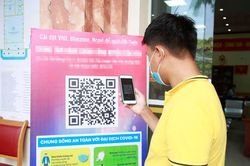 Hà Nội: Hàng quán được mở cửa với điều kiện bắt buộc là phải tạo điểm quét QR code