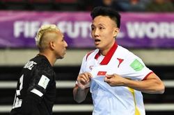 Bị VAR ngoảnh mặt, đội tuyển futsal Việt Nam vẫn đánh bại Panama