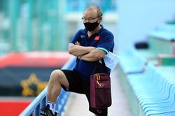 Tuyển Việt Nam: Ông Park đừng để 'thi' World Cup không xong, rớt luôn AFF Cup 2021 trước Thái Lan