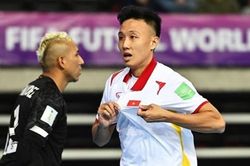 Tiền đạo Minh Trí đi vào lịch sử, tuyển futsal Việt Nam được thưởng nóng