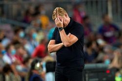 Barcelona họp lần 2 bàn việc sa thải HLV Koeman
