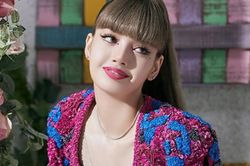 Lisa phá kỷ lục doanh số album của chính Blackpink với 'LALISA'
