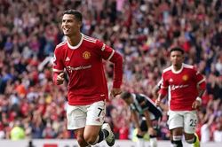 Tin bóng đá MU 18/9: Tiết lộ mức lương chính xác của Ronaldo. MU chưa từ bỏ Declan Rice