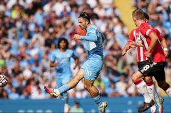 ĐIỂM NHẤN Man City 0-0 Southampton: Trả giá vì xoay tua. VAR công bằng cho tất cả