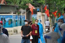 Hà Nội đổi chiến lược xét nghiệm, chuyển từ diện rộng sang nhóm có nguy cơ