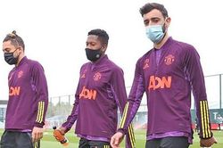 Fred đặt biệt danh không giống ai cho Bruno Fernandes