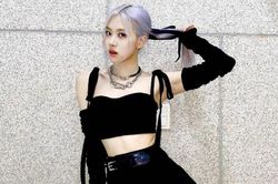 Nữ thần tượng chuyên mặc đồ nơ