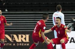 HLV Phạm Minh Giang tiết lộ 'doping' tinh thần giúp Việt Nam vào vòng 1/8 World Cup Futsal