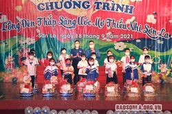 Lồng đèn thắp sáng ước mơ thiếu nhi Sơn La