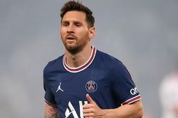 Messi tịt ngòi trận thứ 3 liên tiếp