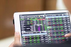 VN-Index giảm 2 điểm phiên đầu tuần